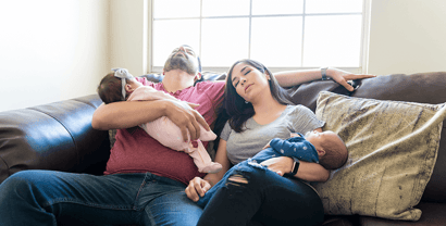 5 practical sleep tips for tired new parents